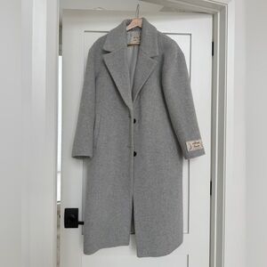 NEVER WORN Aritzia The Only Coat